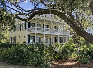 670 Distant Island Dr, Beaufort, SC 29907