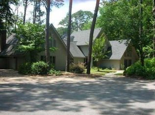 3 Barnwell Ln, Savannah, GA 31411