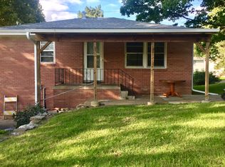 2203 Lindyview Rd, Bellevue, NE 68005