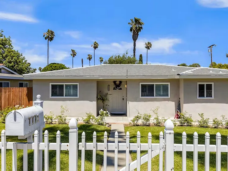 7771 Ellis Ave — Photo 1
