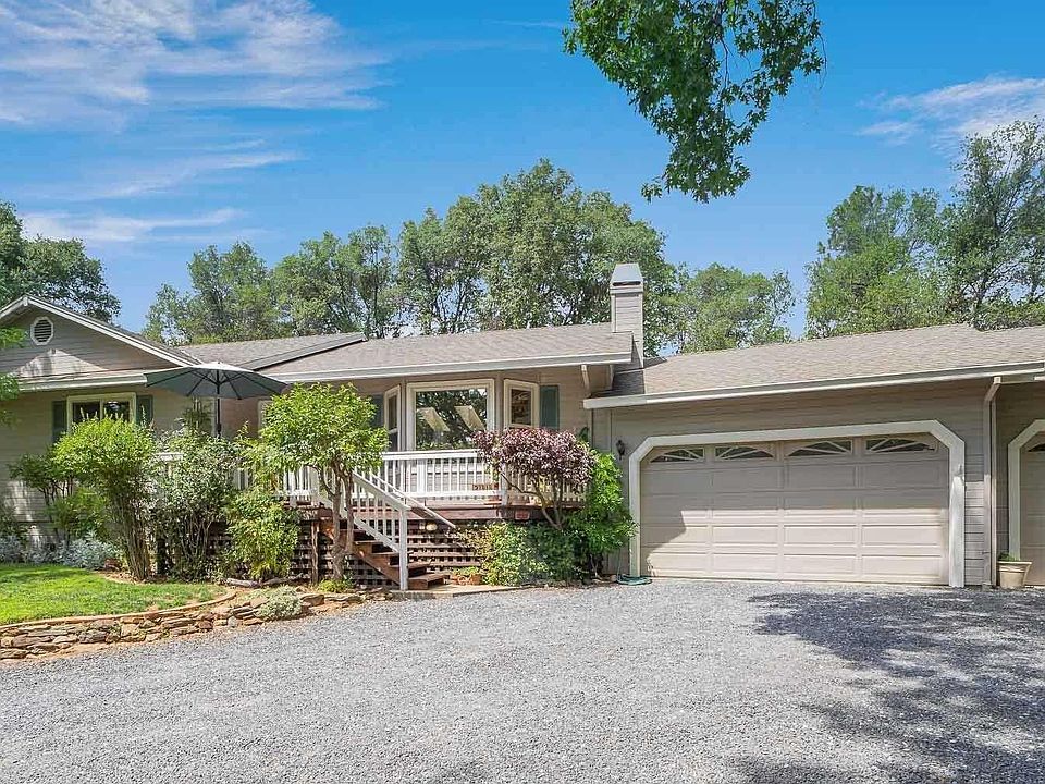 1st image of 21313 Doris Ln