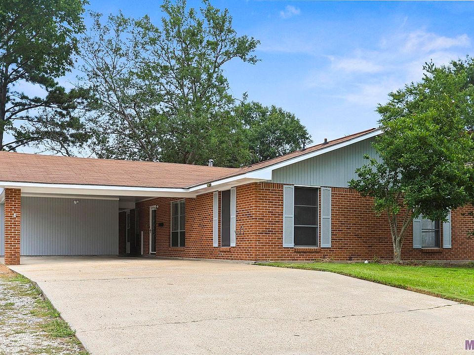 1st image of 8371 N Parkland Dr