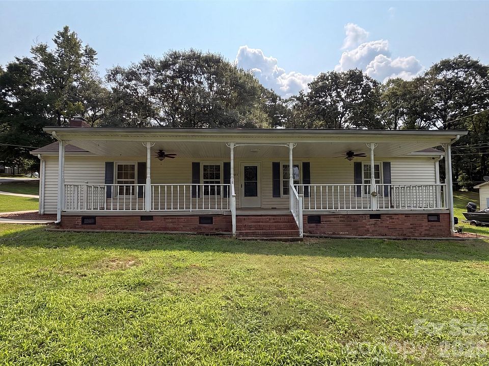 1st image of 529 Timberlane Dr