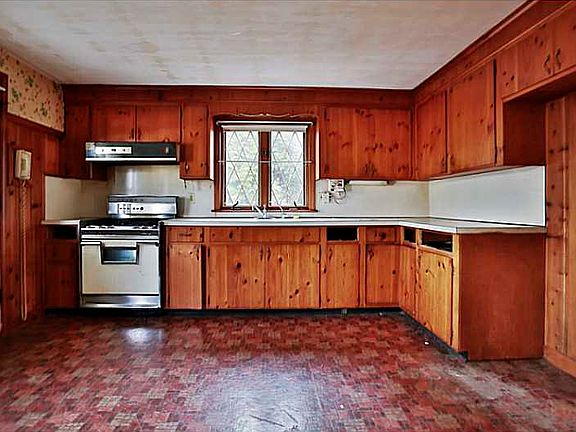 5th image of 21 Beach St