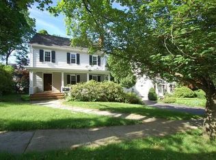 16 Rosalind Rd, Poughkeepsie, NY 12601