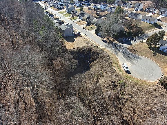 2nd image of 2564 Barkers Ridge Dr