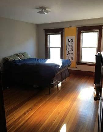 4th image of 191 College Avenue # Third Floor
