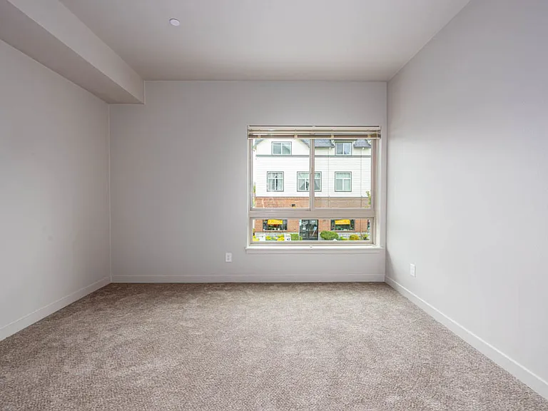 Market Village Apartments — Photo 6