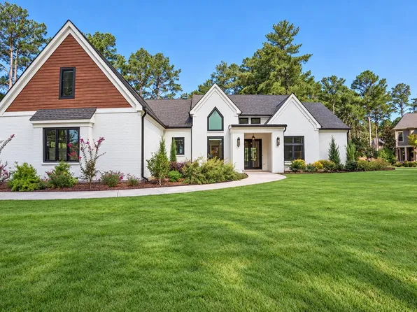 102 Black Hawk Dr, Eatonton, GA 31024