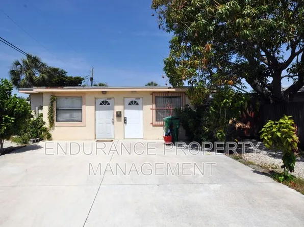 2327 Avenue E, West Palm Beach, FL