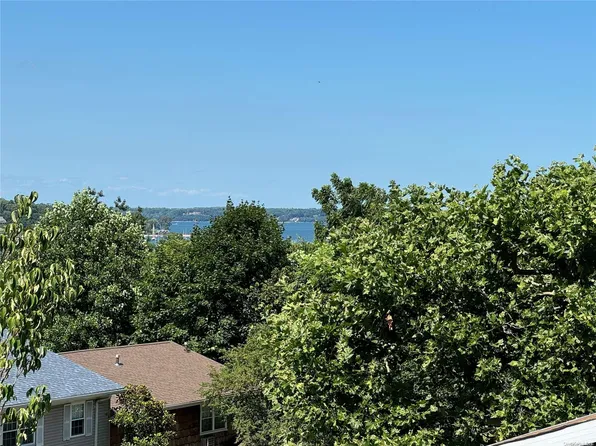 11 Harbour Lane #6A, Oyster Bay, NY 11771