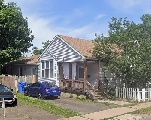 48 Bowen St #SF Photo 1