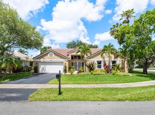 3240 Maple Ln, Davie, FL 33328