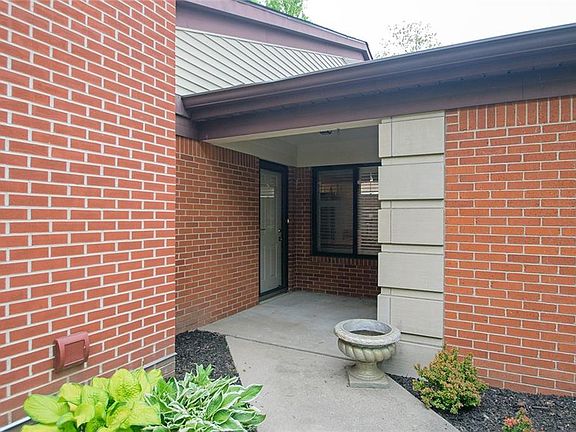 4th image of 2168 Emily Dr