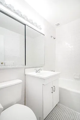 Rented by Compass | media 11