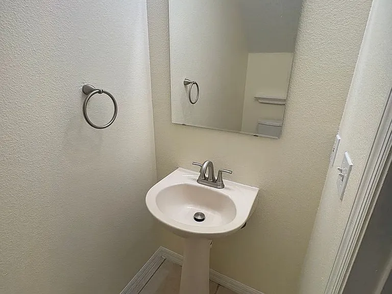13168 Lexington Summit St — Photo 26