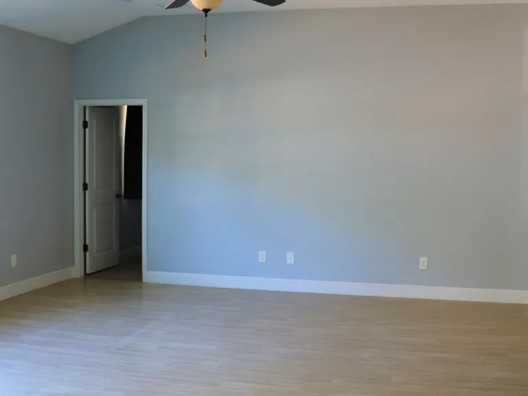 8308 Miranda St — Photo 6