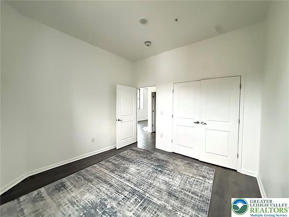 5th image of 123 N Lumber St #1A