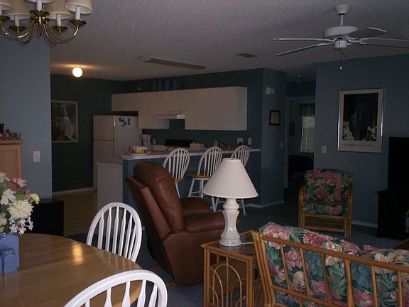3rd image of 1707 Moreno Pl