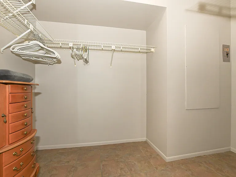 20 Plantation Dr #101 — Photo 21
