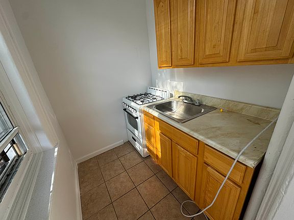 2nd image of 751 Nostrand Ave #2F