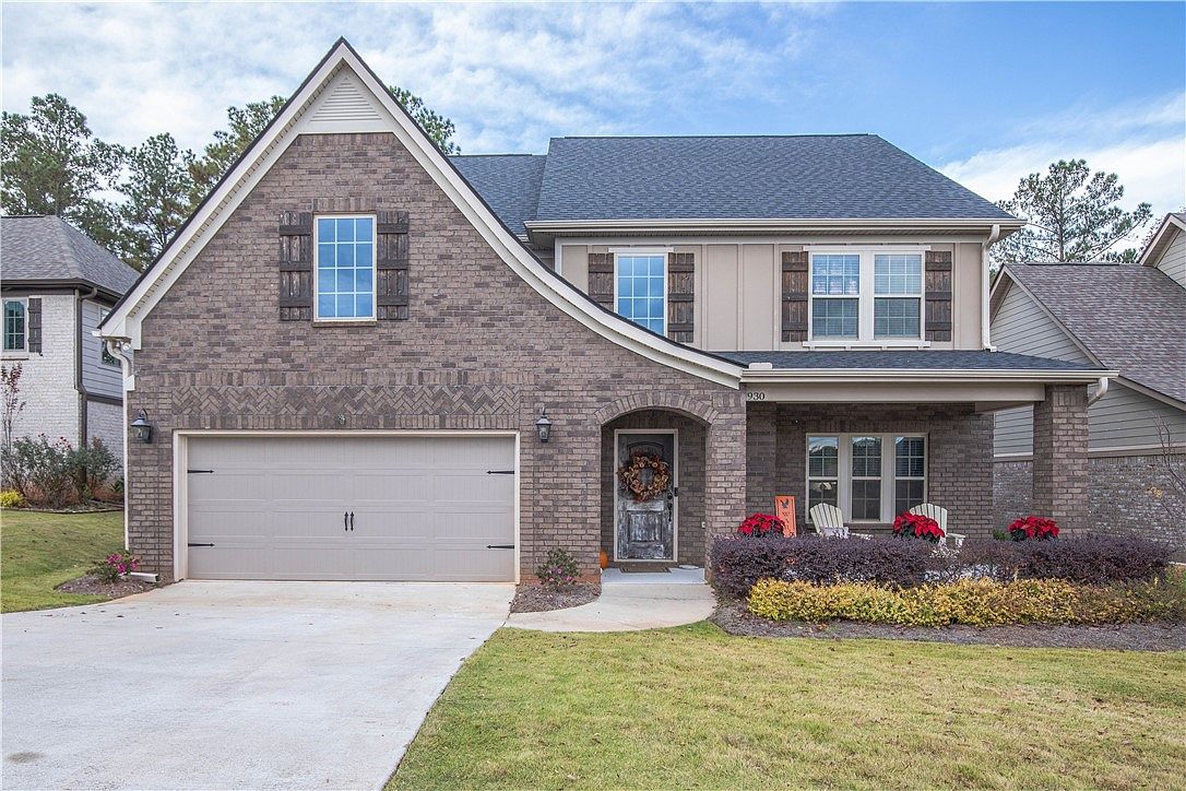 930 Falconer Dr
