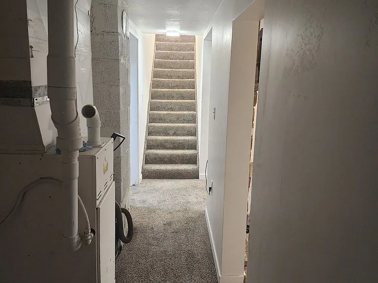 885 Spruce St #B — Photo 13