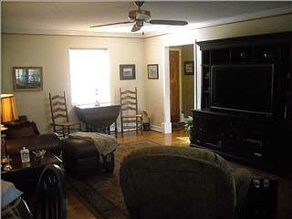 2nd image of 1207 Cadiz St
