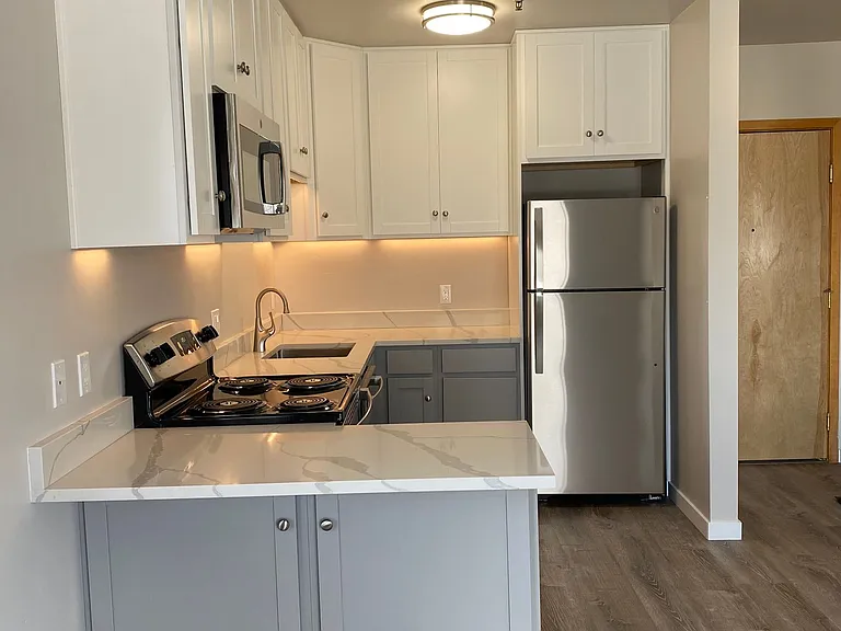 620 Red Table Dr — Photo 3