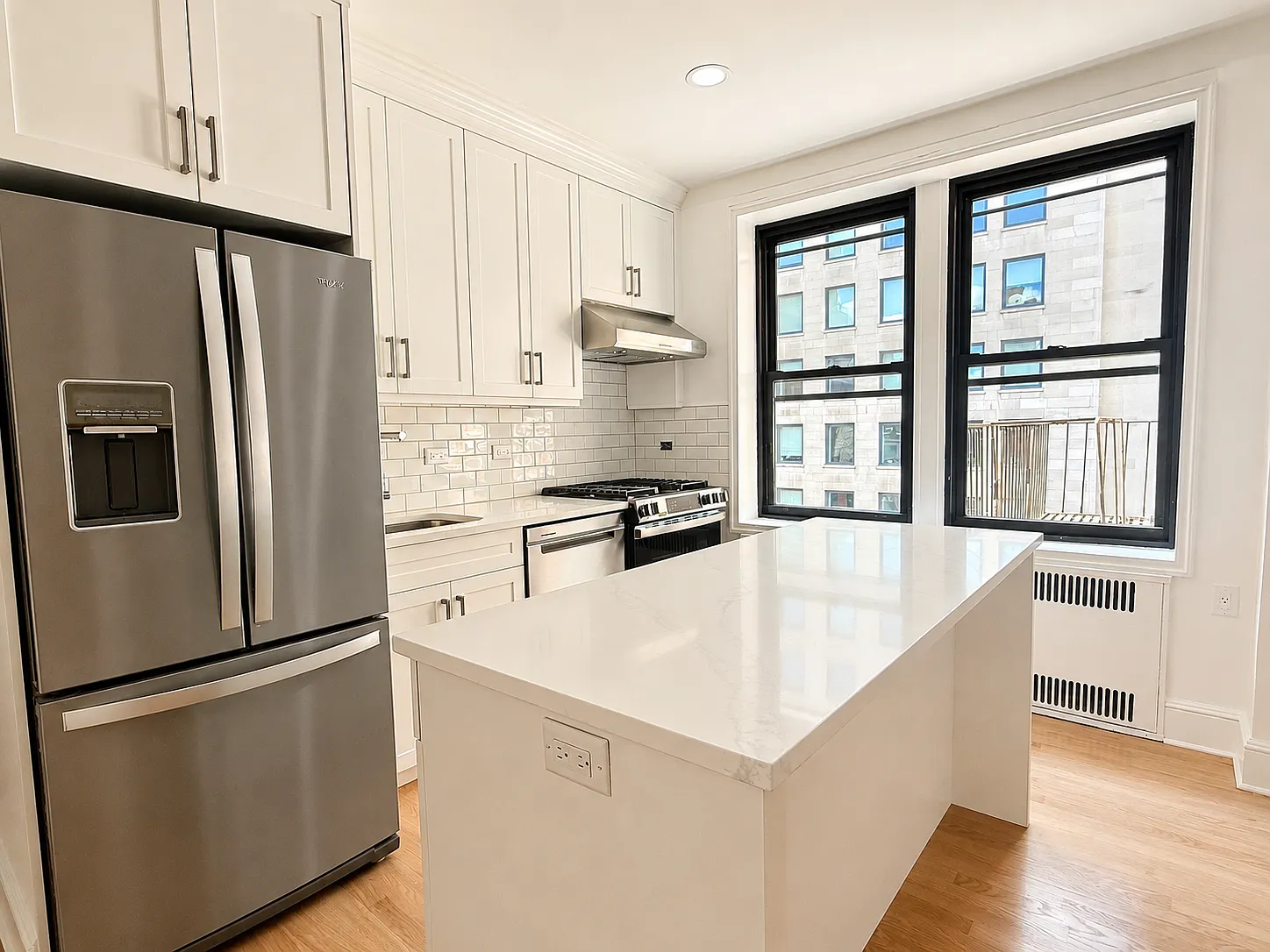 95 Lexington Avenue — Photo 3