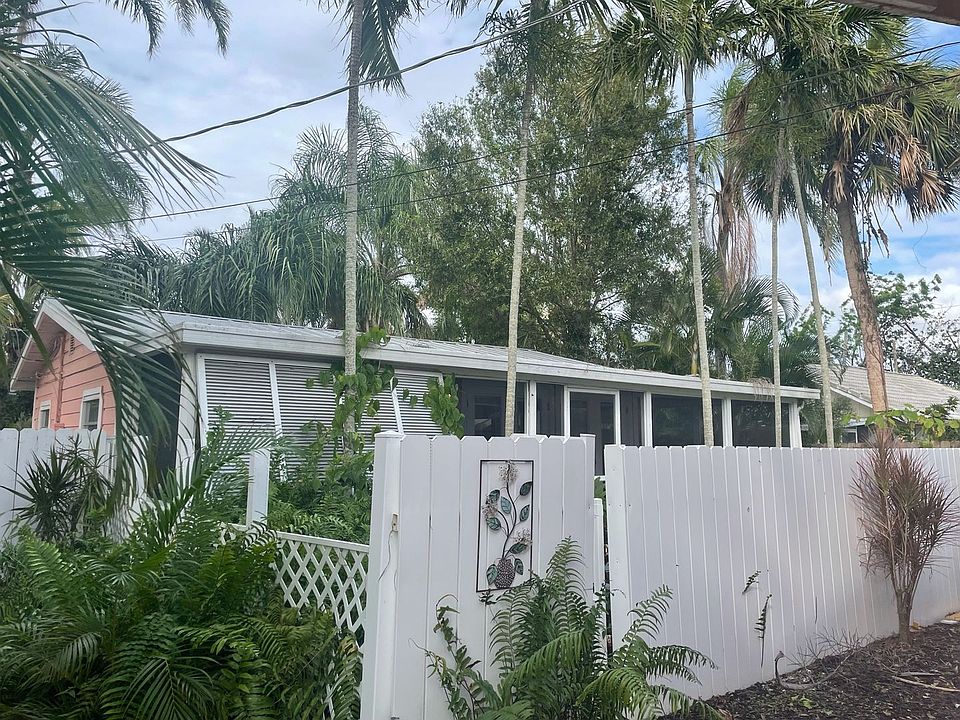 1st image of 112 Sunrise Dr #112A