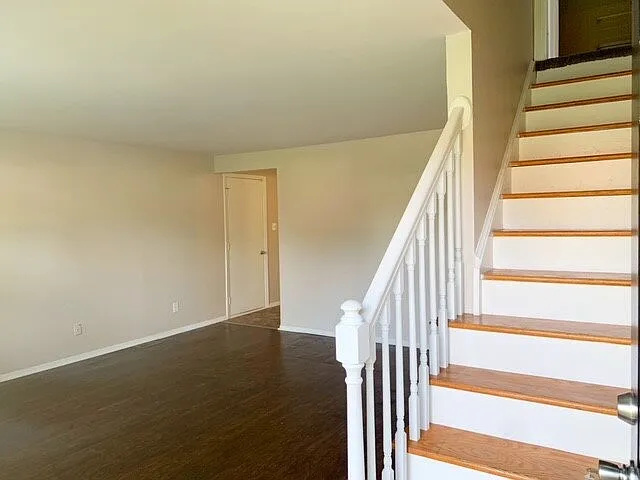 10307 Chris Dr — Photo 11