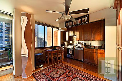 3rd image of 1991 Broadway APT 23C