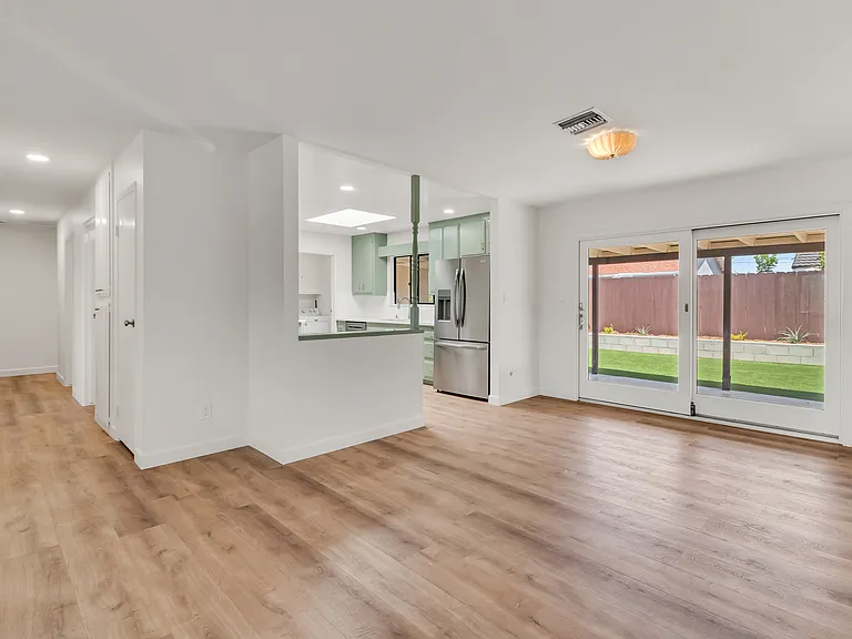 4820 Cobb Dr — Photo 17