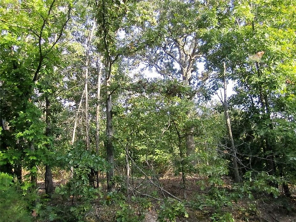 1st image of Lune Ln