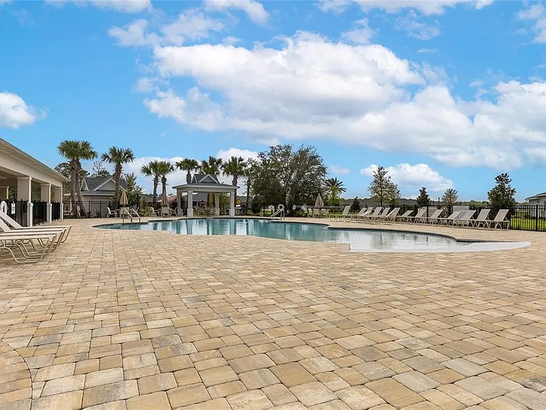 819 Liliana Dr — Photo 30