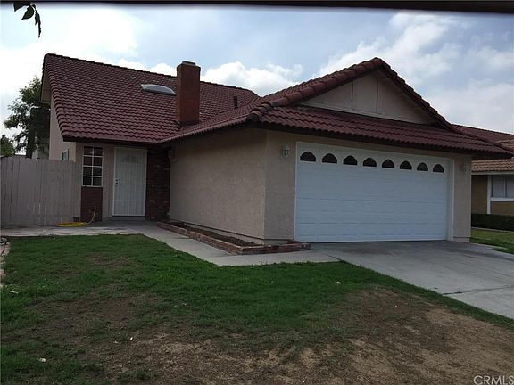 2nd image of 25271 Wendy Way