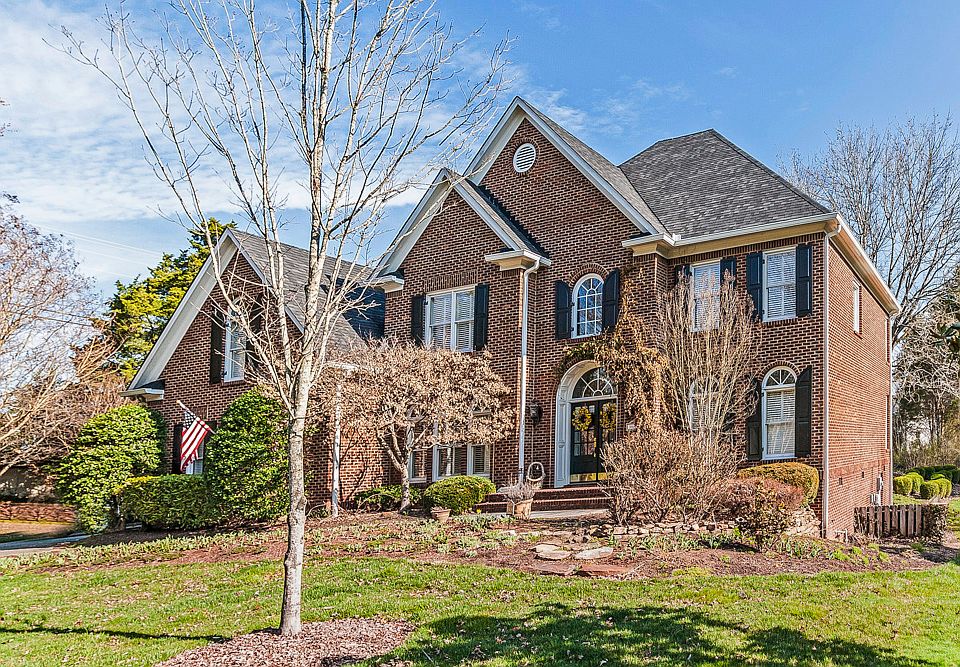 1st image of 516 Altamira Dr