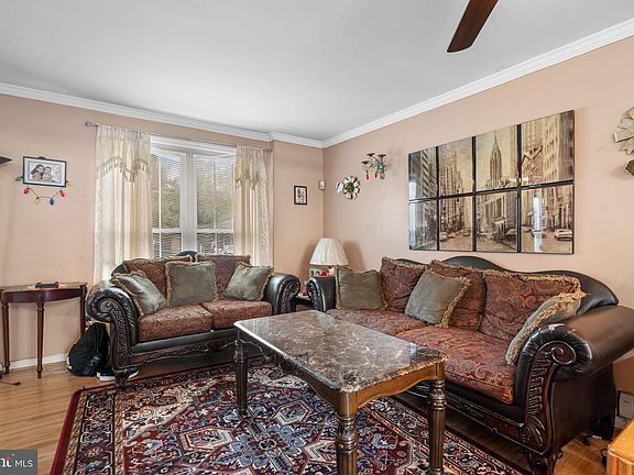 5th image of 3113 Brightseat Rd