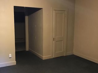 2106 Noble St APT 1, Anderson, IN 46016