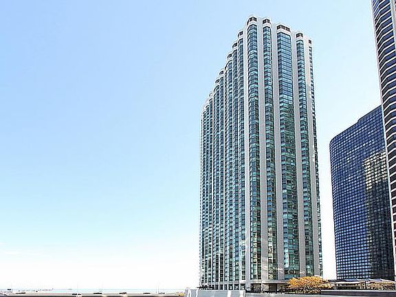 195 N. Harbor - Stunning!