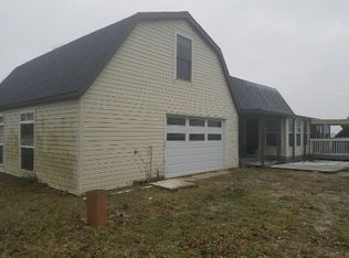 18305 Pine Rd, Culver, IN 46511