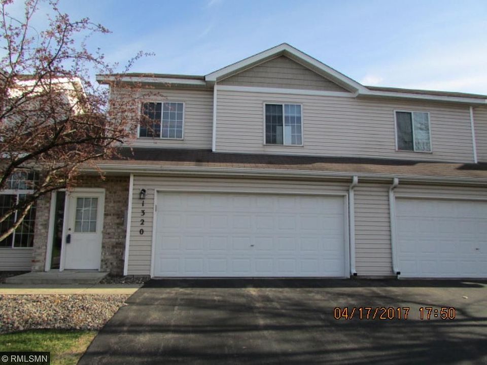 1st image of 1320 123rd Ln NE