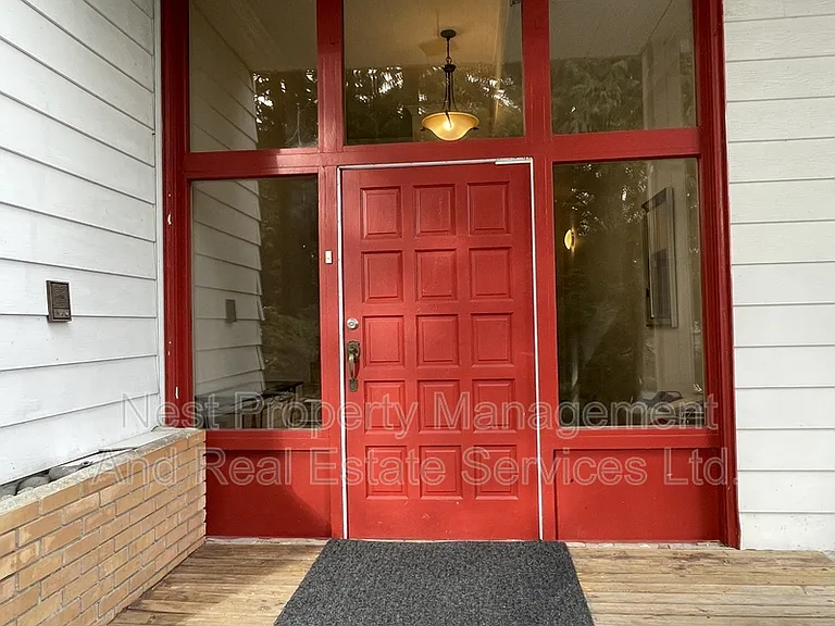 1137 Crestline Rd — Photo 22