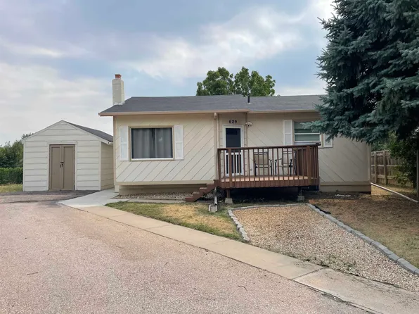 629 Charger Ct, Rapid City, SD 57701