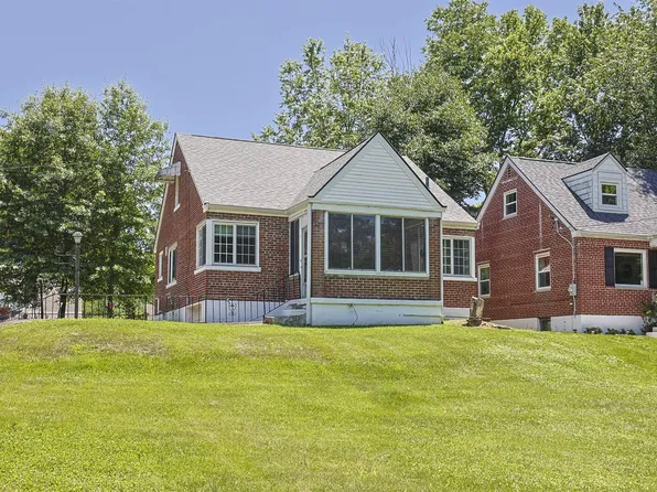 1 Howard Rd, Fort Wright, KY 41011