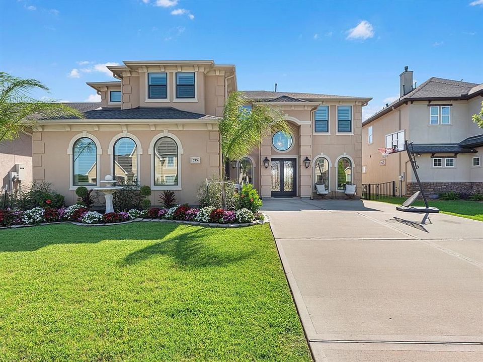 1st image of 735 Pegasus Ln
