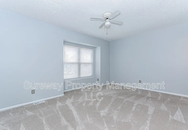 2344 Susan Ct — Photo 11