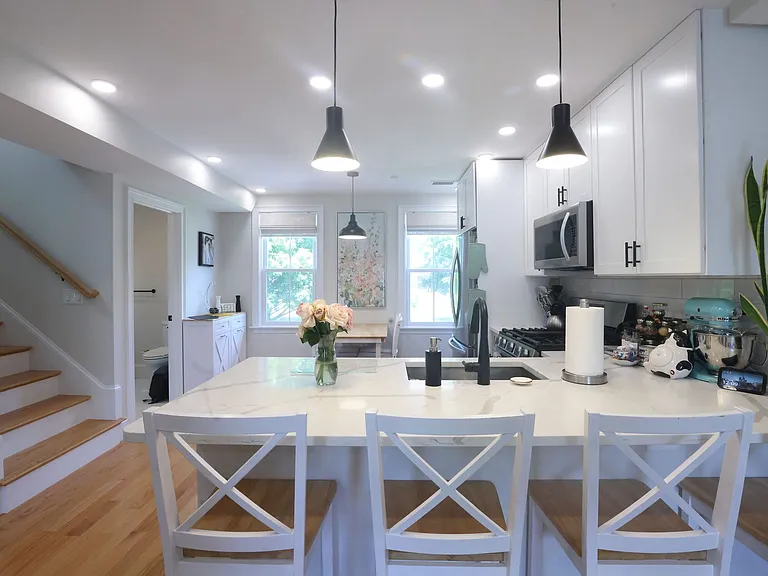 79 White St #2 — Photo 5