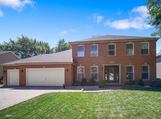 123 Rieser Cir, Naperville, IL 60565